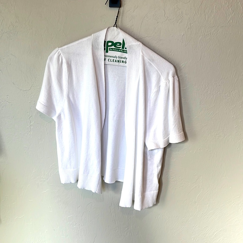 New white half sweater never worn!
